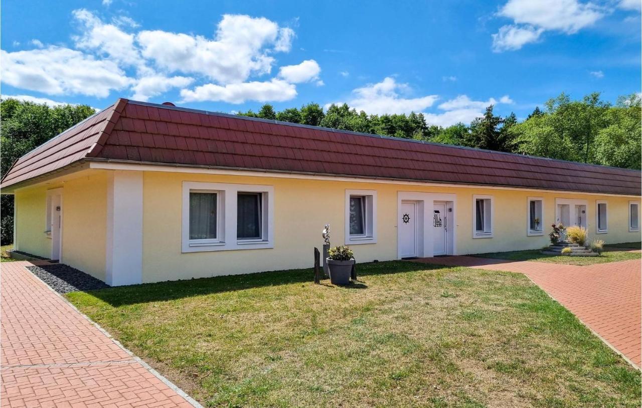 Lovely Apartment In Passow Ot Charlottenho Zahren Exterior foto